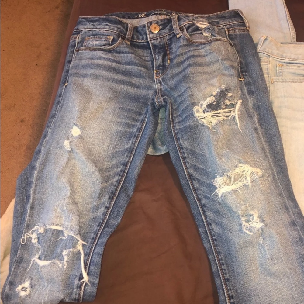 American Eagle distressed jeans